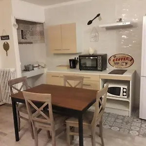  Appartement Enclos Savoyard Meublé 1chambre 1 Canapé Lits 3personnes France